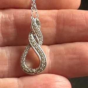 STERLING SILVER DIAMOND NECKLACE